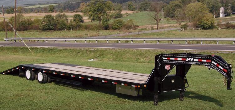 fifth wheel hitch vs gooseneck