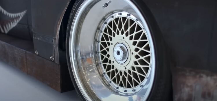 what are 3 piece wheels